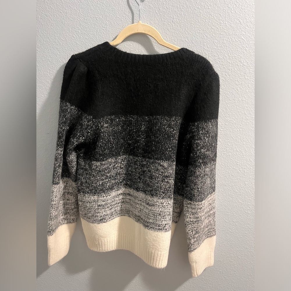 Vince Camuto Fall Forward Rich Black Sweater Size M NWT - Picture 2 of 7